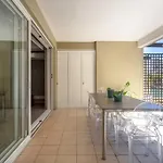 Luxury Waterfront Canals Apartment