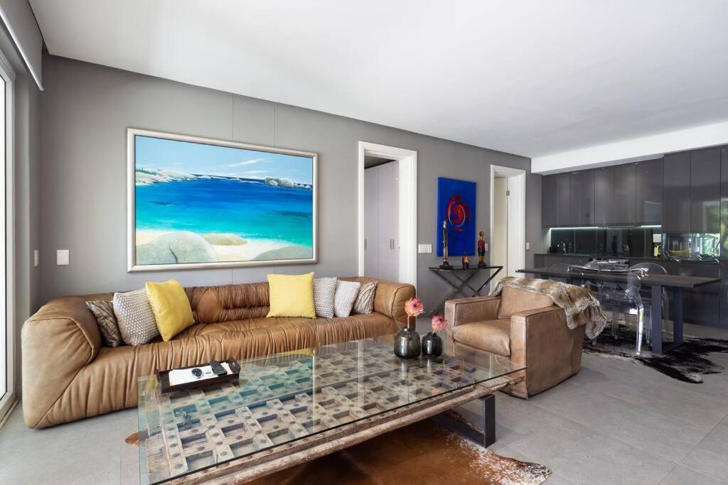 Luxury Waterfront Canals * Cape Town